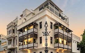 Delhi House